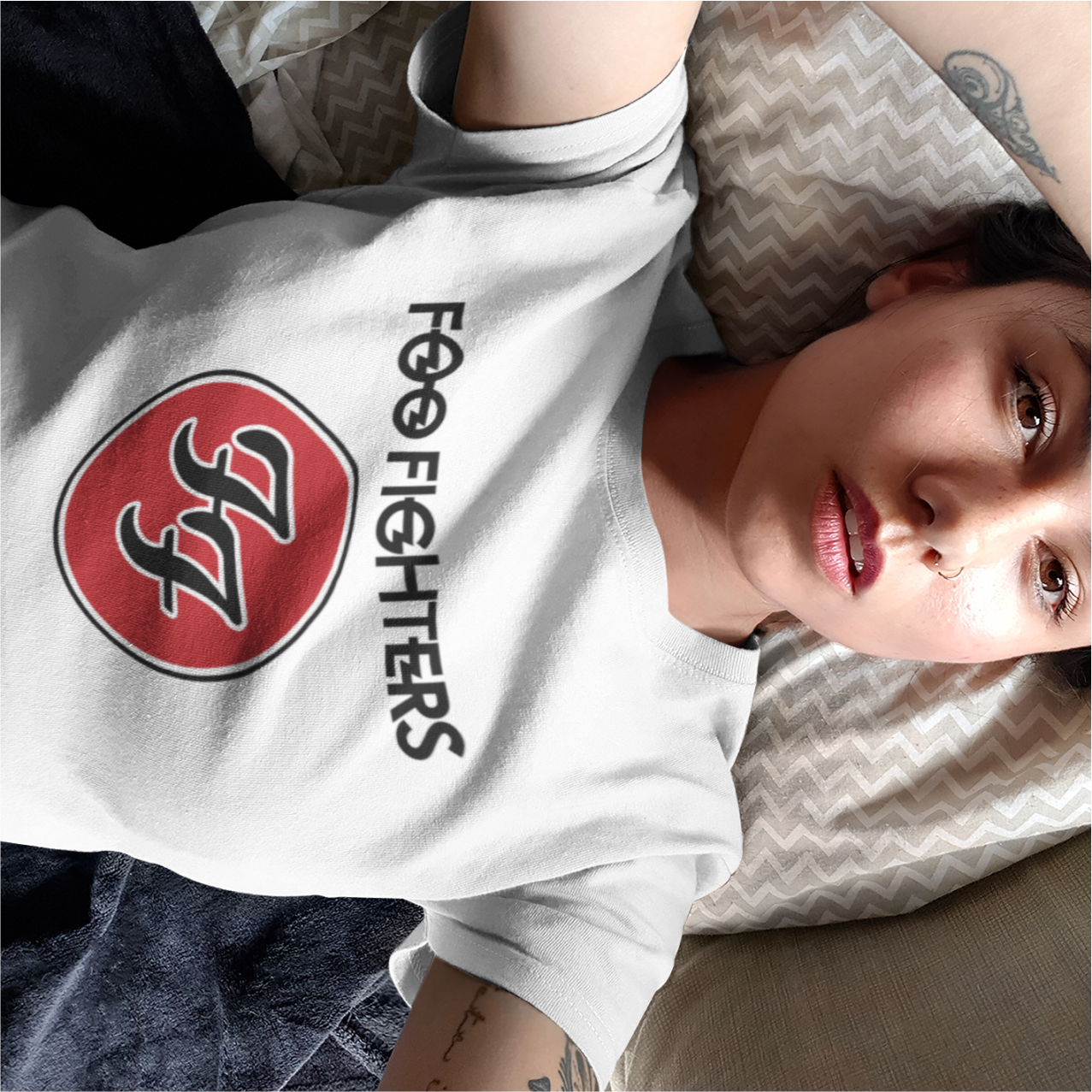 Camiseta Foo Fighters Tradicional Logo