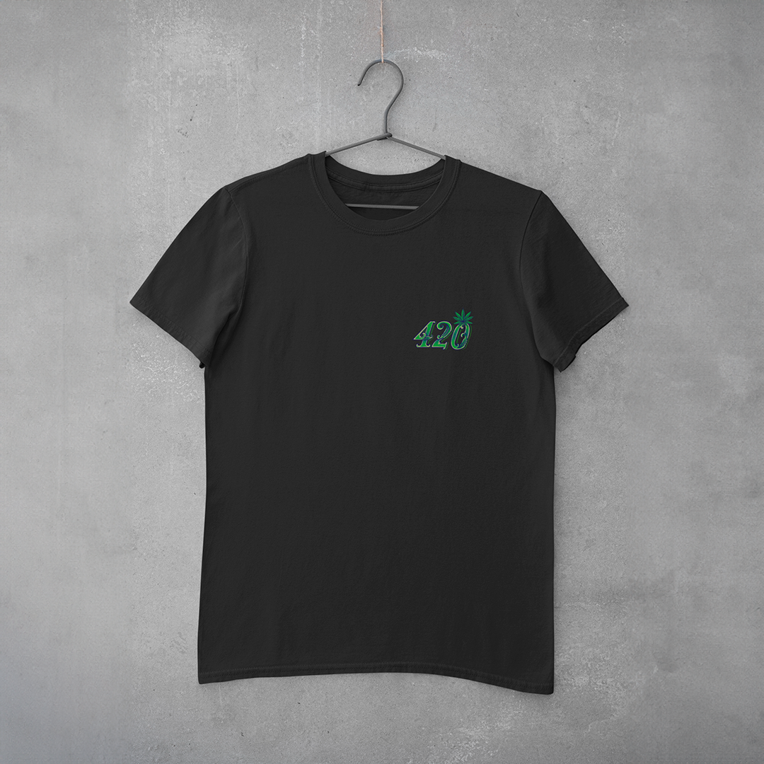 Camiseta Cannabis 420 (estampa pequena)