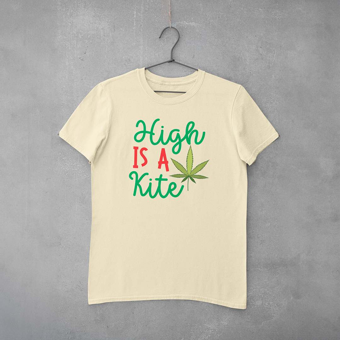 Camiseta Cannabis High Is A Kite